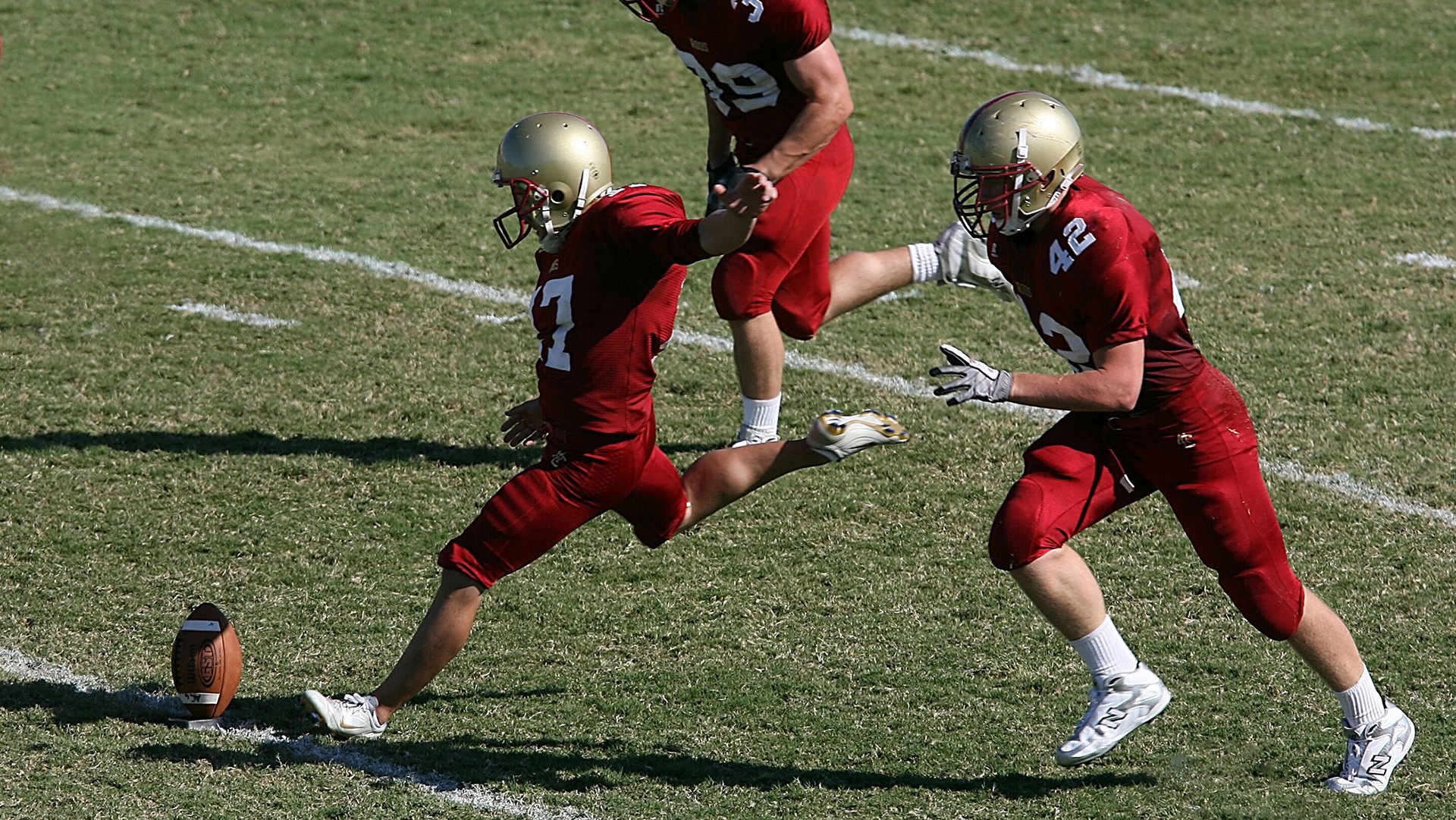 kaiyun sports-“最强防守者：联盟中守护篮筐的铁壁队长”