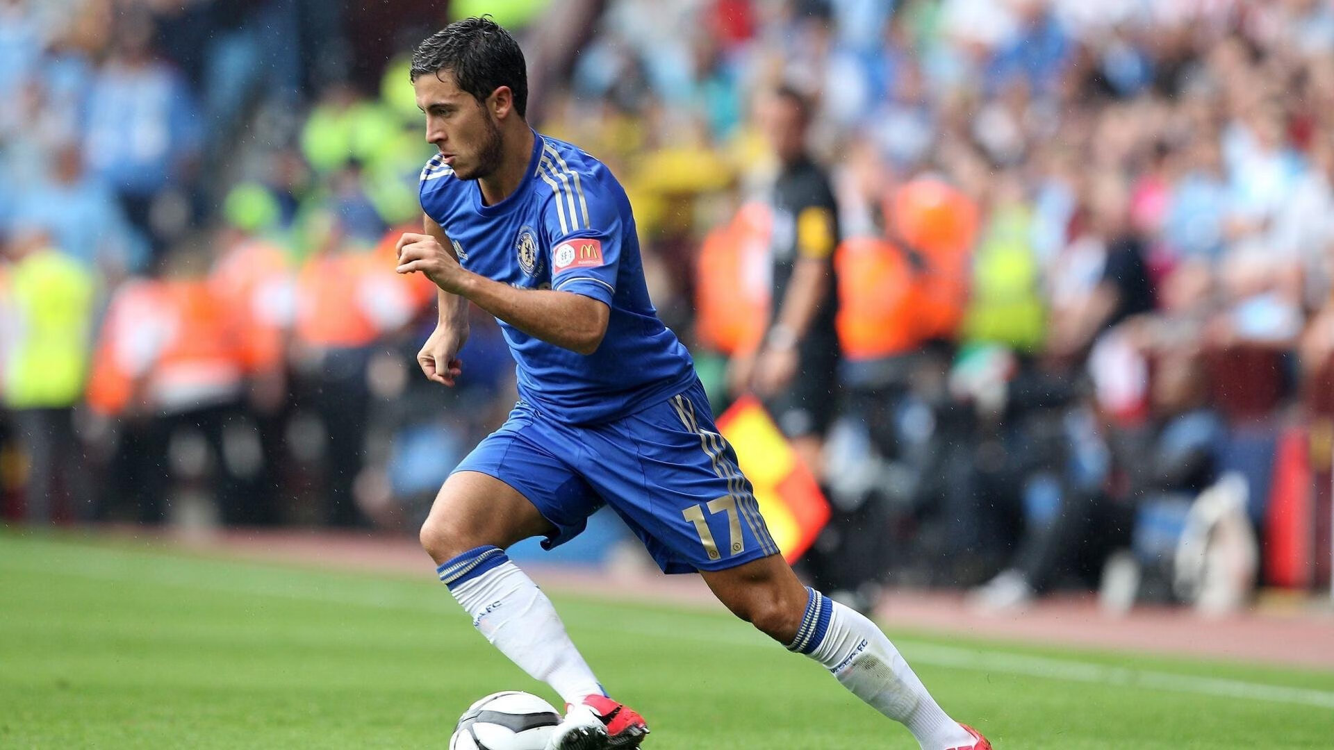 开云电竞服务-卢卡库在欧洲杯预选赛中打入四球，助比利时大胜阿塞拜疆。，卢卡库在意甲进球明细